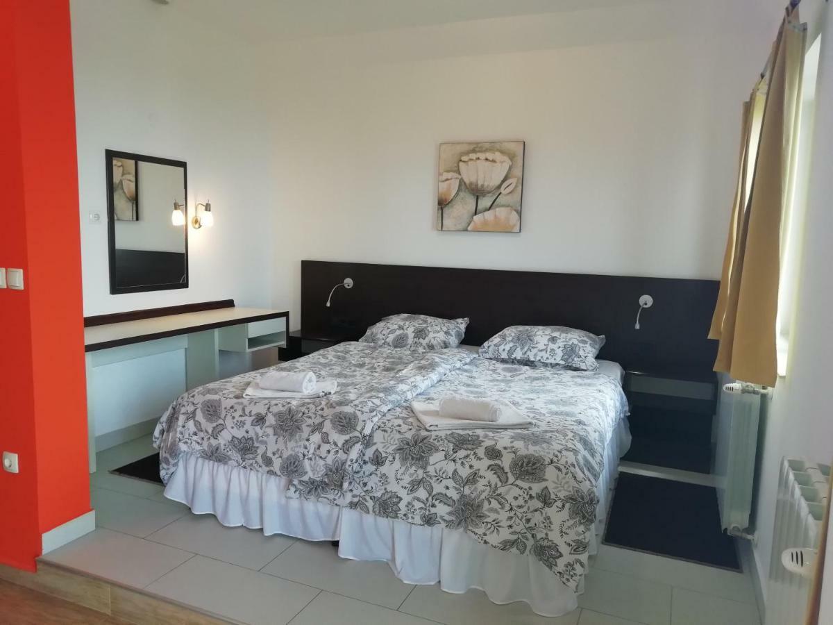 Villa Kubo Laurana Esterno foto